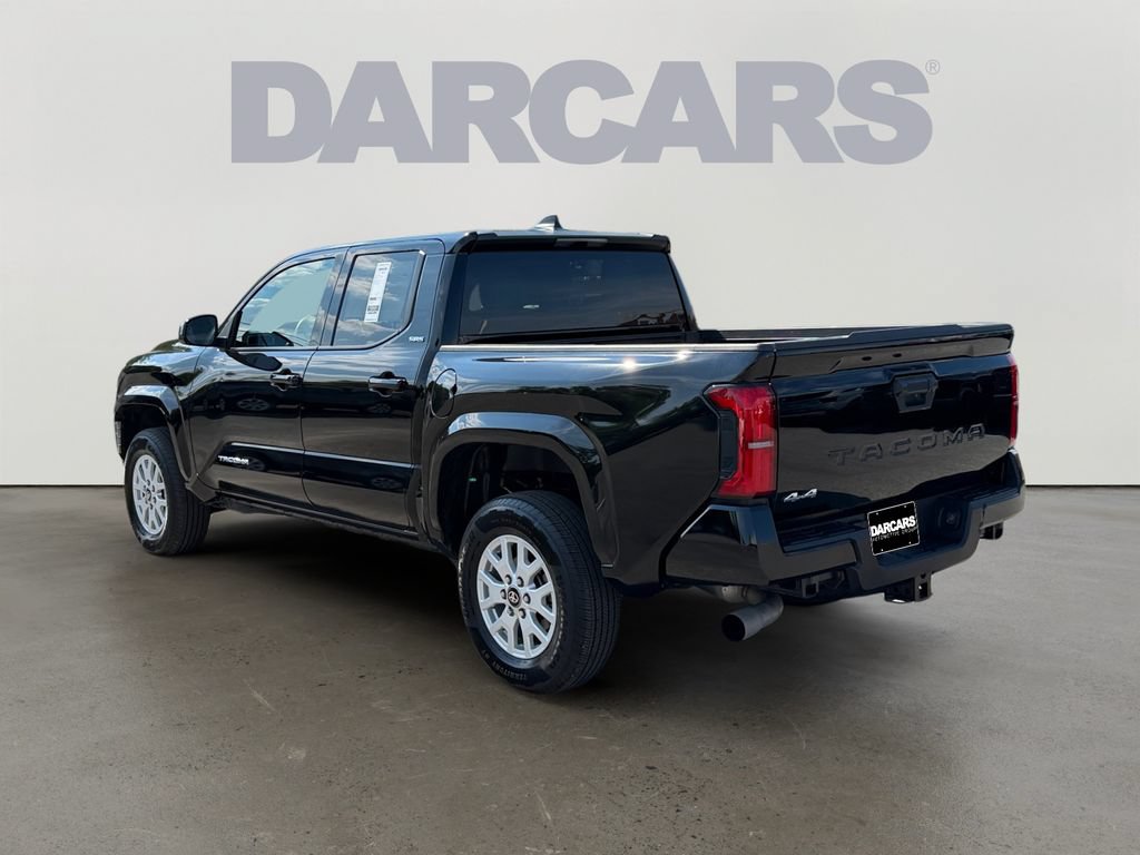 Certified 2025 Toyota Tacoma SR5 AWD/4WD image 5