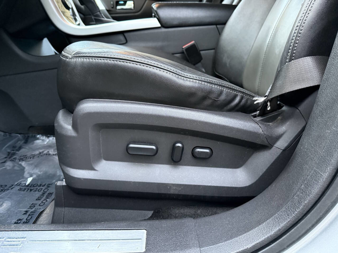 Used 2011 Ford Edge Sport w/ Driver Entry Pkg image 38