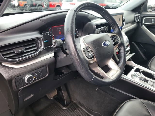 Used 2022 Ford Explorer XLT w/ Equipment Group 202A image 24
