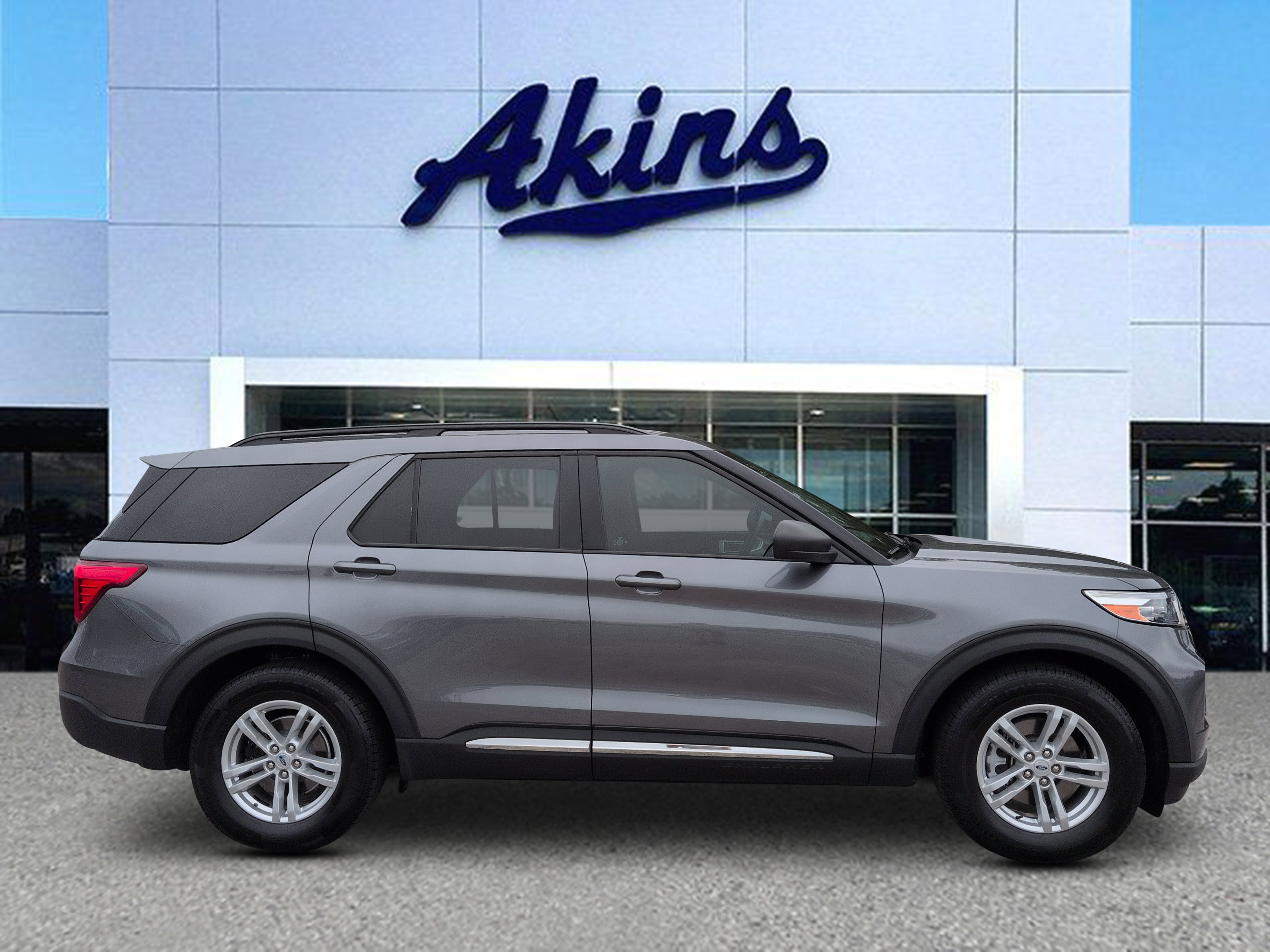 Used 2022 Ford Explorer XLT w/ Equipment Group 202A