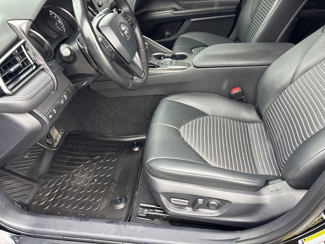 Used 2024 Toyota Camry SE image 7