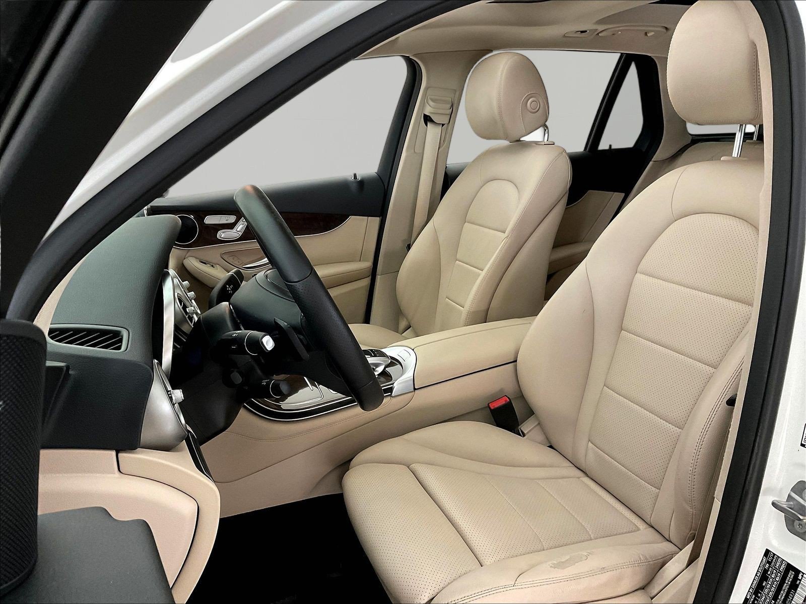 Used 2018 Mercedes-Benz GLC 300 4MATIC image 21