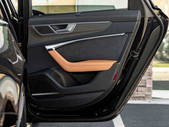 Certified 2023 Audi RS 6 w/ Executive Package AWD/4WD image 31