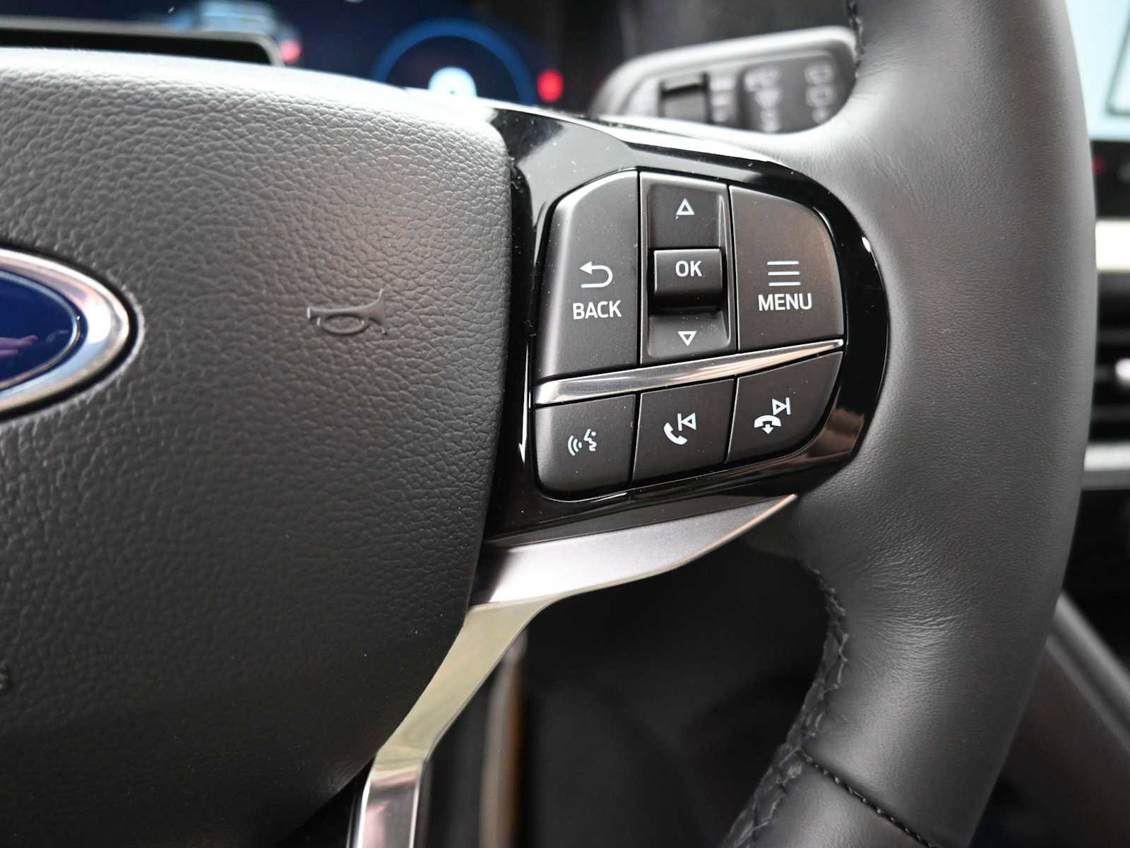 New 2026 Ford Explorer Platinum image 31