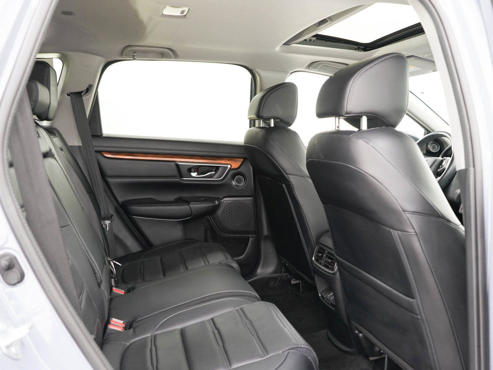 Used 2021 Honda CR-V Touring image 14