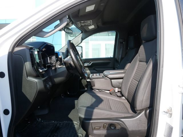 Used 2024 Chevrolet Silverado 2500 LT w/ Convenience Package AWD/4WD image 6
