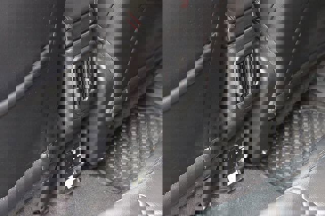 Used 2017 Jeep Compass Trailhawk AWD/4WD image 17