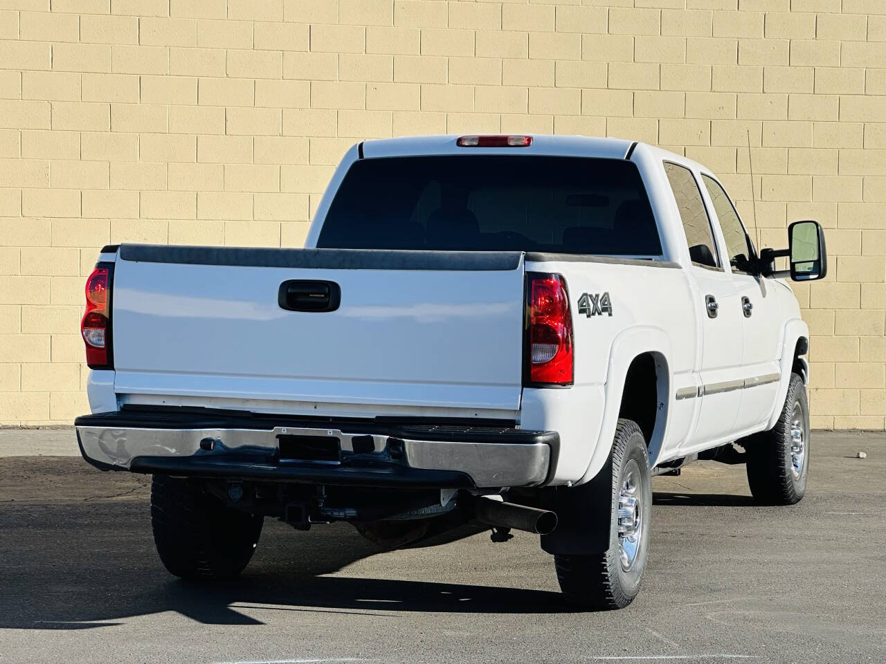 Used 2006 Chevrolet Silverado 2500 LS AWD/4WD image 5