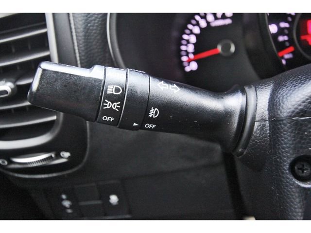 Used 2016 Kia Soul + image 16