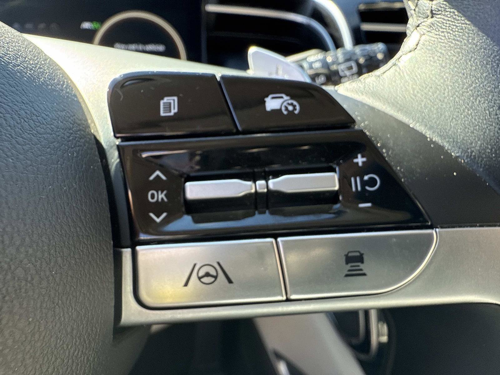 Certified 2024 Hyundai Tucson Limited image 28