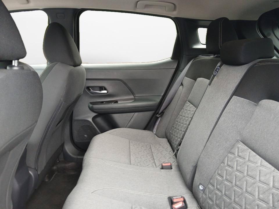Certified 2026 Nissan Kicks SV w/ SV Premium Package FWD image 13