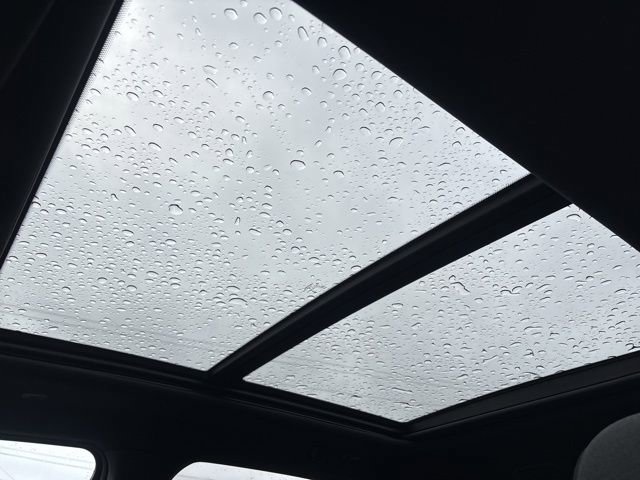 New 2026 RAM 1500 4x4 Crew Cab image 32