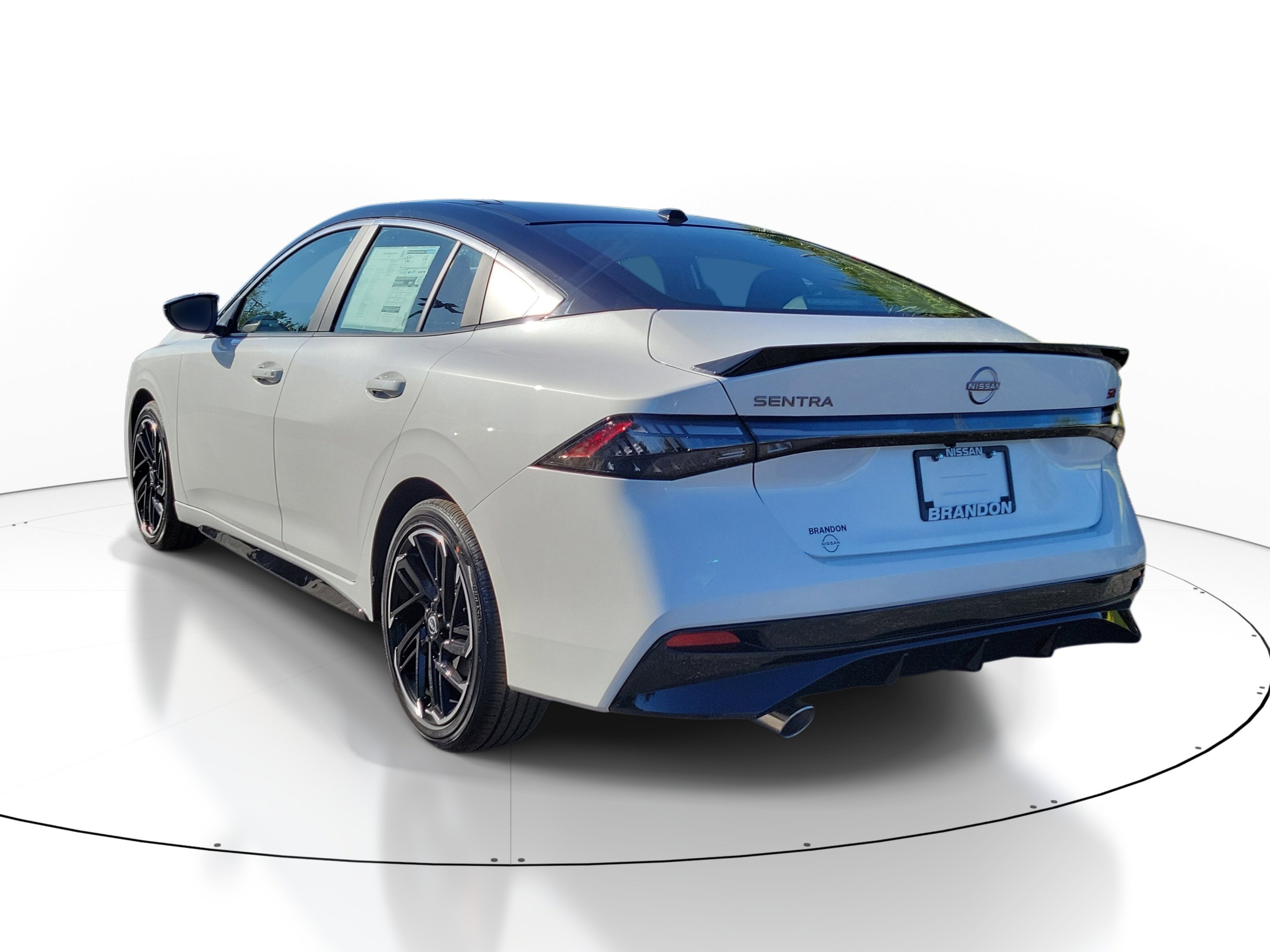 New 2026 Nissan Sentra SR FWD image 5