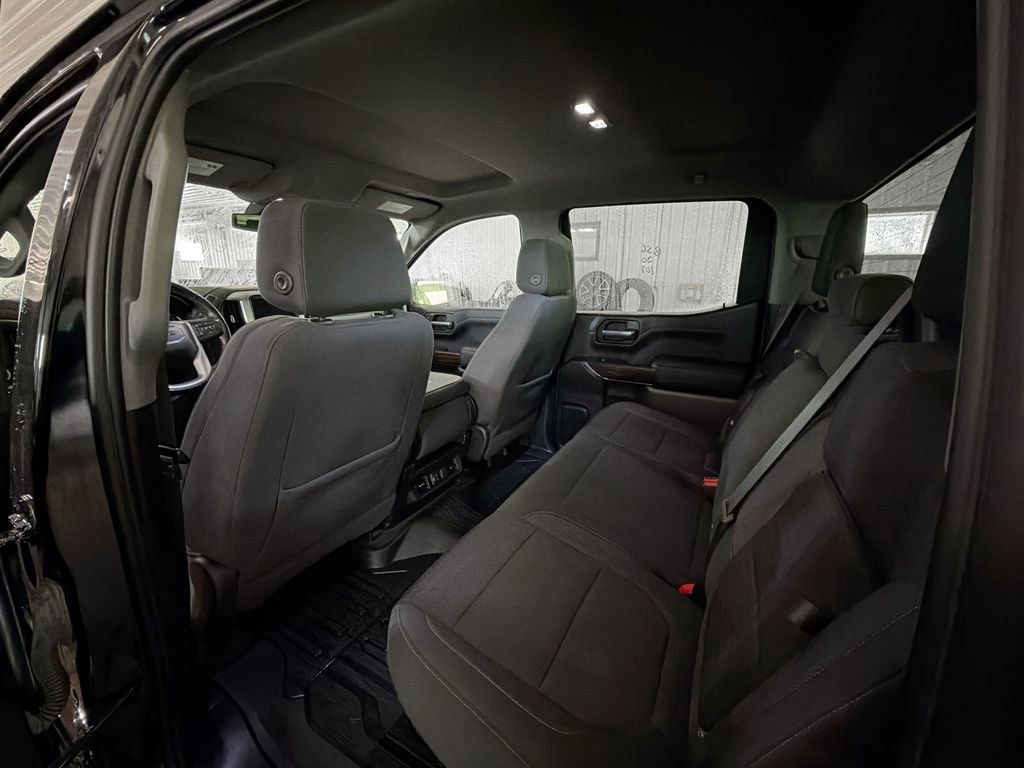 Used 2020 GMC Sierra 1500 Elevation w/ Elevation Value Package AWD/4WD image 9