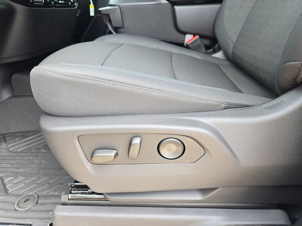 New 2026 Chevrolet Silverado 1500 LT AWD/4WD image 29