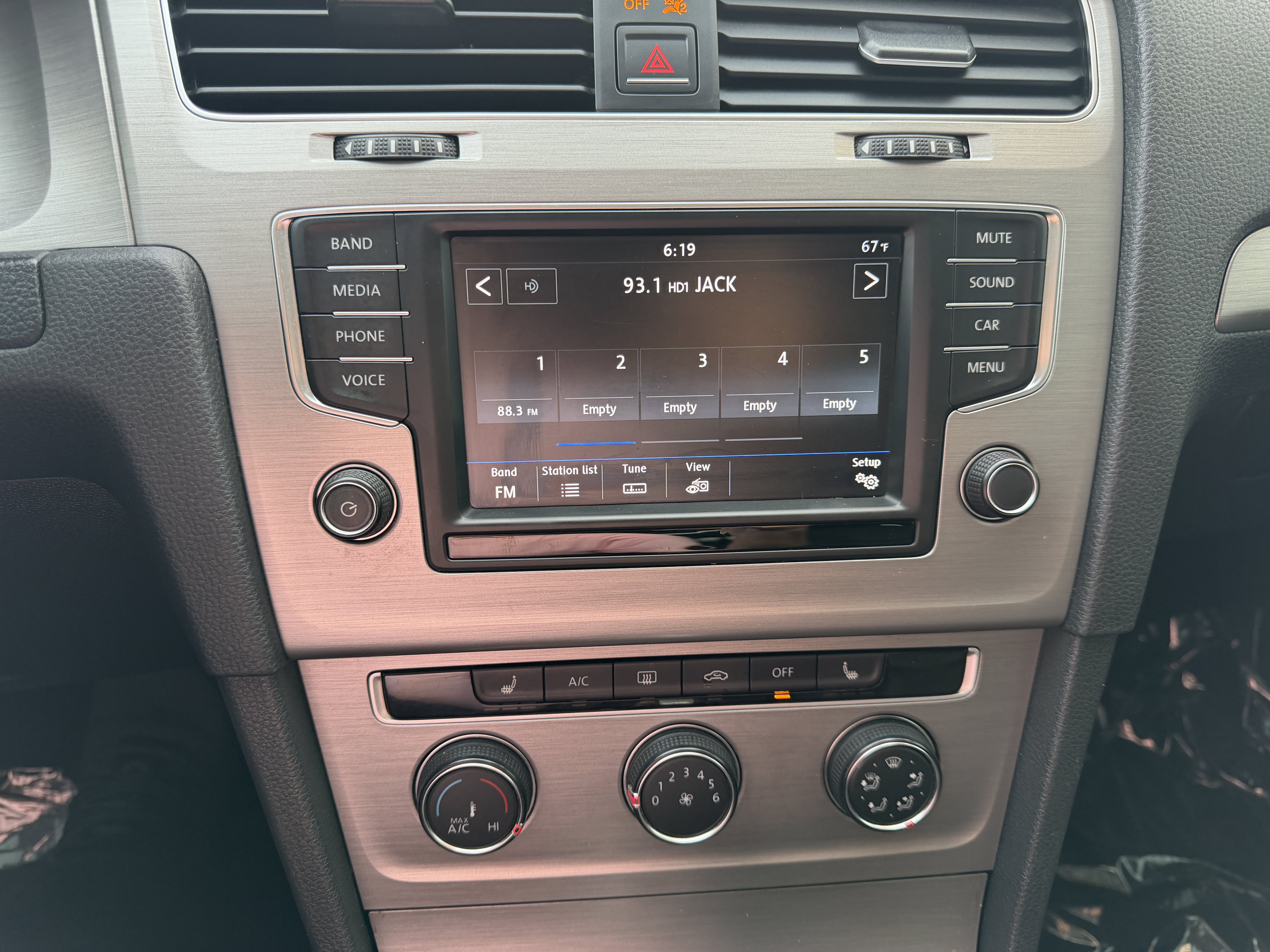 Used 2017 Volkswagen Golf Wolfsburg Edition FWD image 21