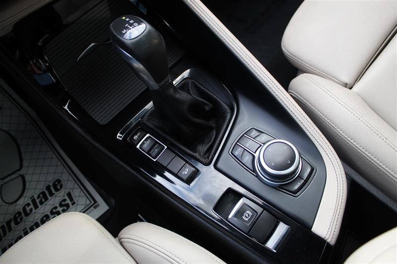 Used 2018 BMW X2 xDrive28i w/ Convenience Package AWD/4WD image 21