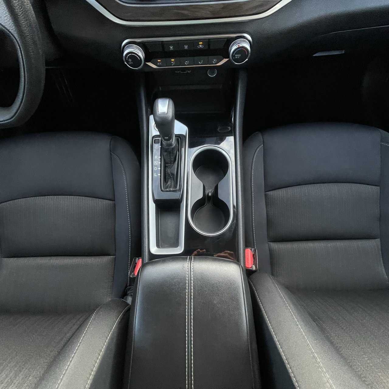 Used 2024 Nissan Altima 2.5 SV image 19