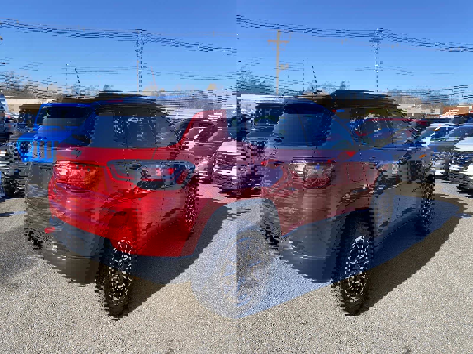 Certified 2025 Jeep Compass Trailhawk w/ Trailhawk Elite Group image 3