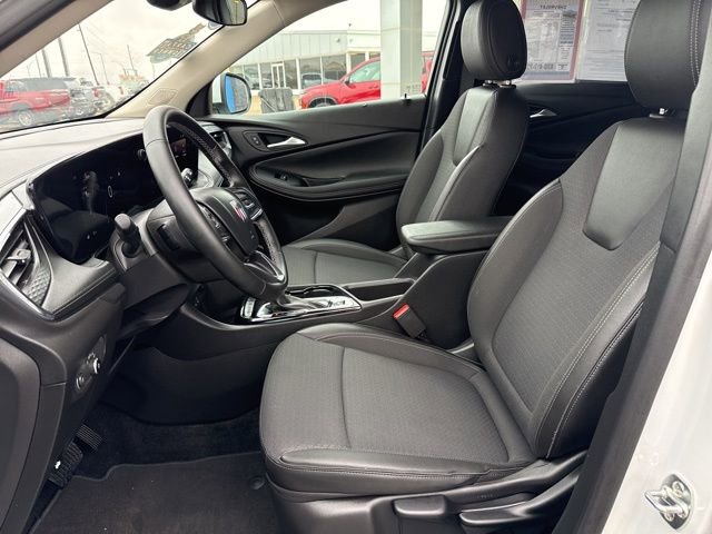 Used 2025 Buick Encore GX Preferred image 11