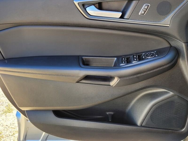 New 2024 Ford Edge SE image 26