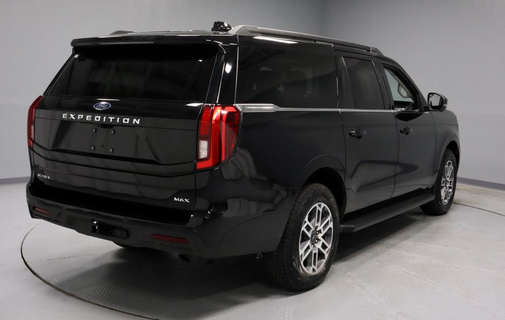 Used 2026 Ford Expedition Max Active AWD/4WD image 11