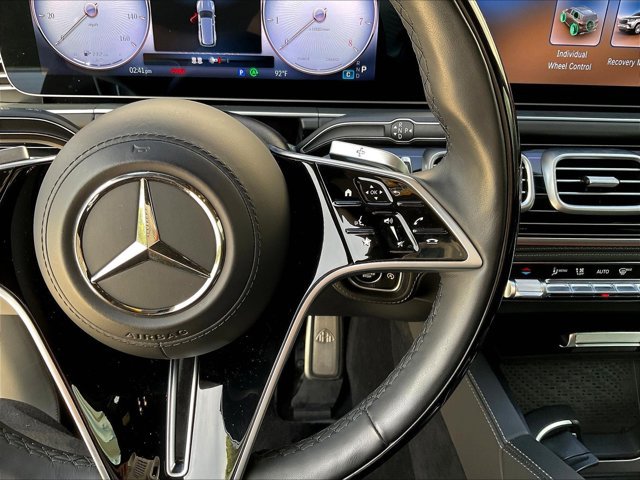 Used 2024 Mercedes-Benz Maybach GLS 600 4MATIC image 19
