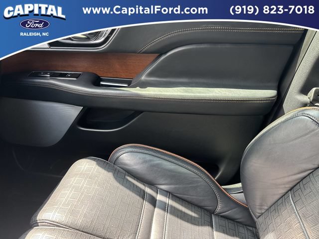 Used 2024 Lincoln Navigator L Black Label AWD/4WD image 29