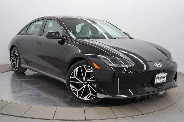 Used 2024 Hyundai Ioniq 6 Limited image 3