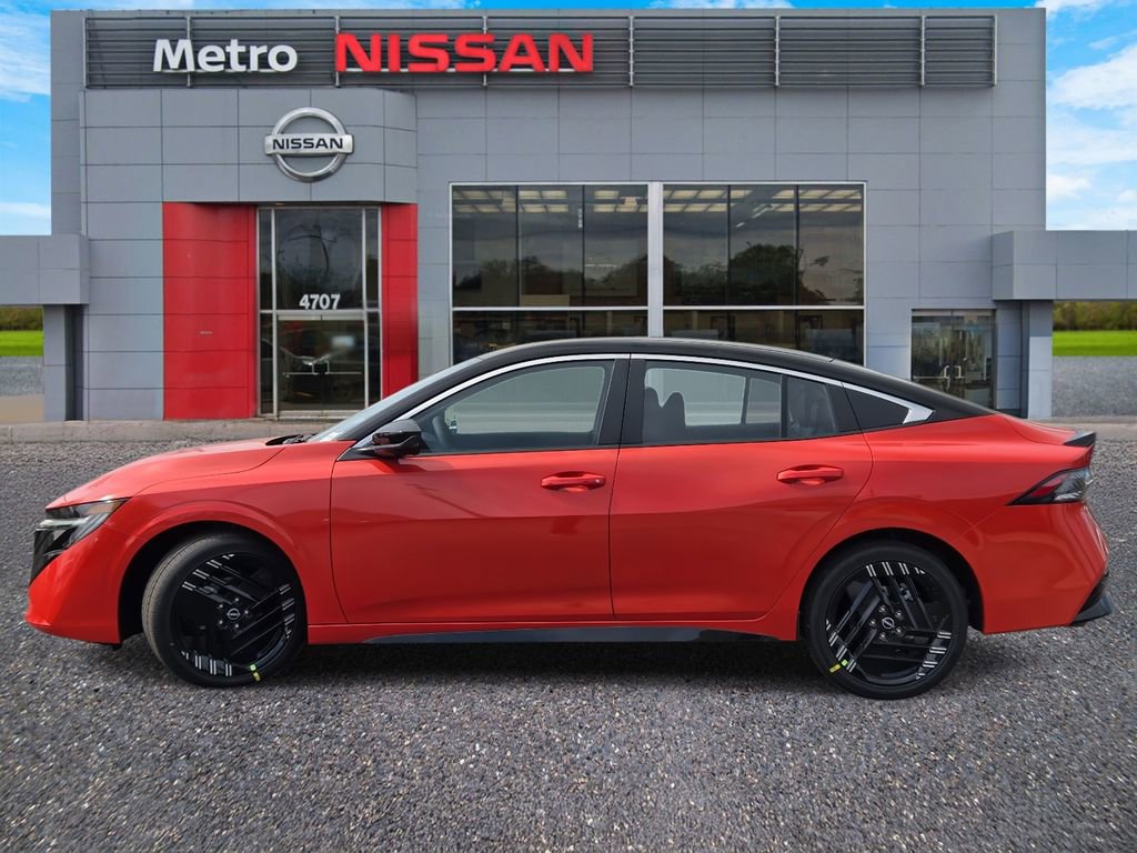 New 2026 Nissan Sentra SR w/ SR Premium Package FWD image 3