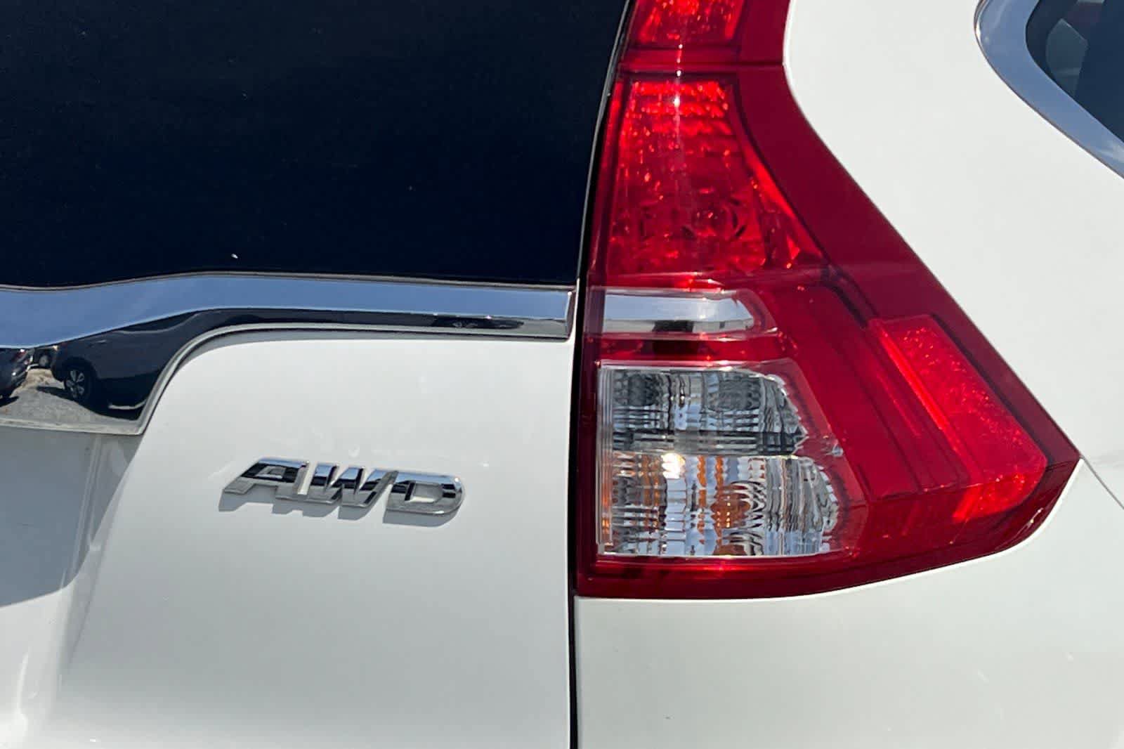 Used 2015 Honda CR-V EX image 13