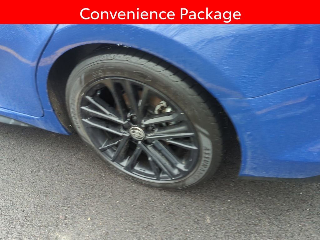 Used 2025 Toyota Camry SE w/ Multimedia Upgrade Package image 5