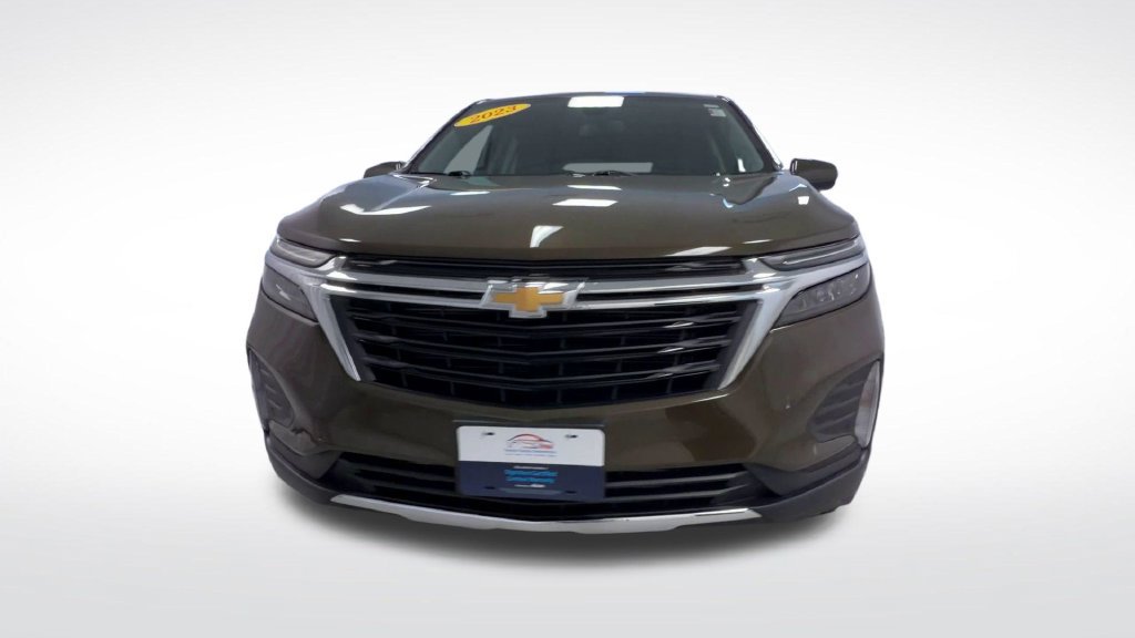 Used 2023 Chevrolet Equinox LT AWD/4WD image 3