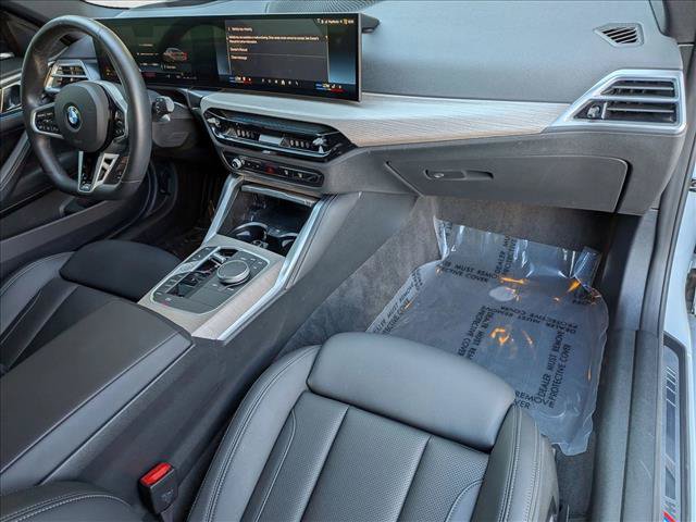 Used 2025 BMW 430i Coupe w/ M Sport Package RWD image 23