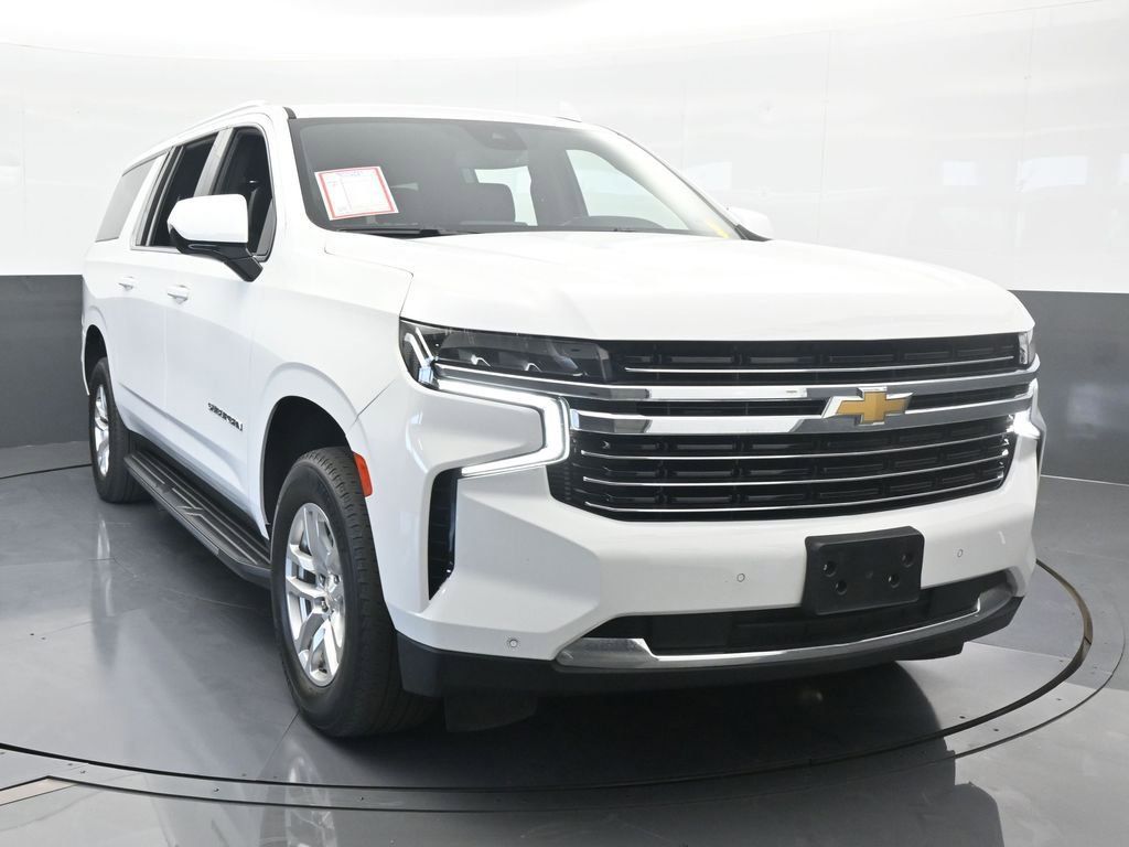 Used 2023 Chevrolet Suburban LT image 9