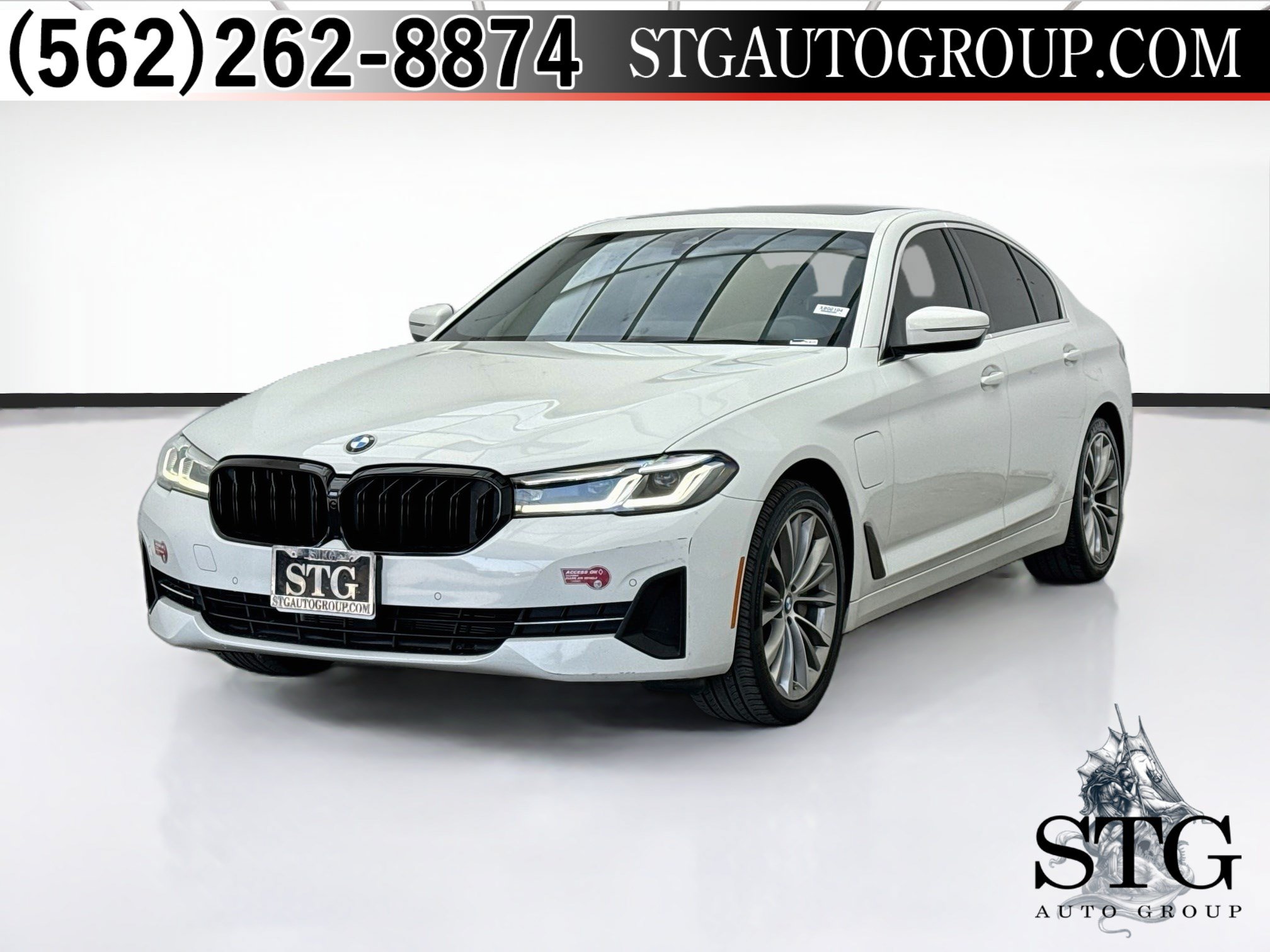 Used 2021 BMW 530e w/ Convenience Package RWD image 1