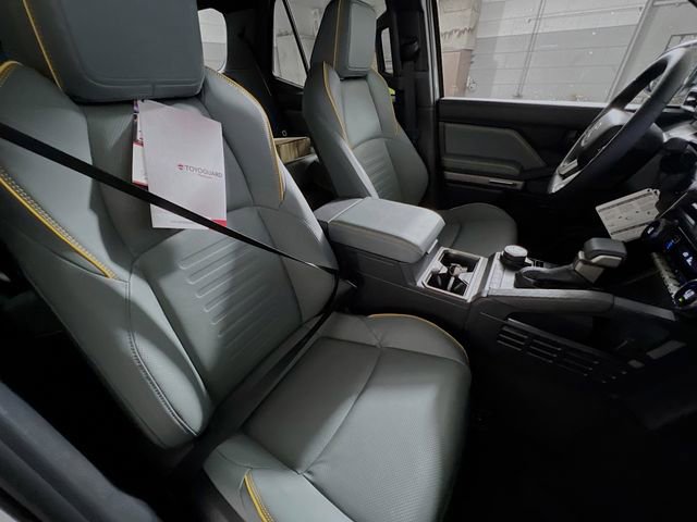 New 2026 Toyota 4Runner Trailhunter image 28