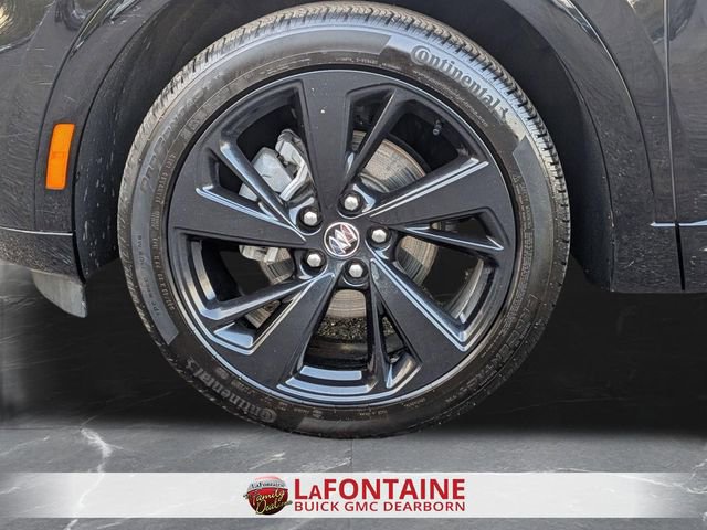 Certified 2023 Buick Envision Essence w/ Sport Touring Package AWD/4WD image 33