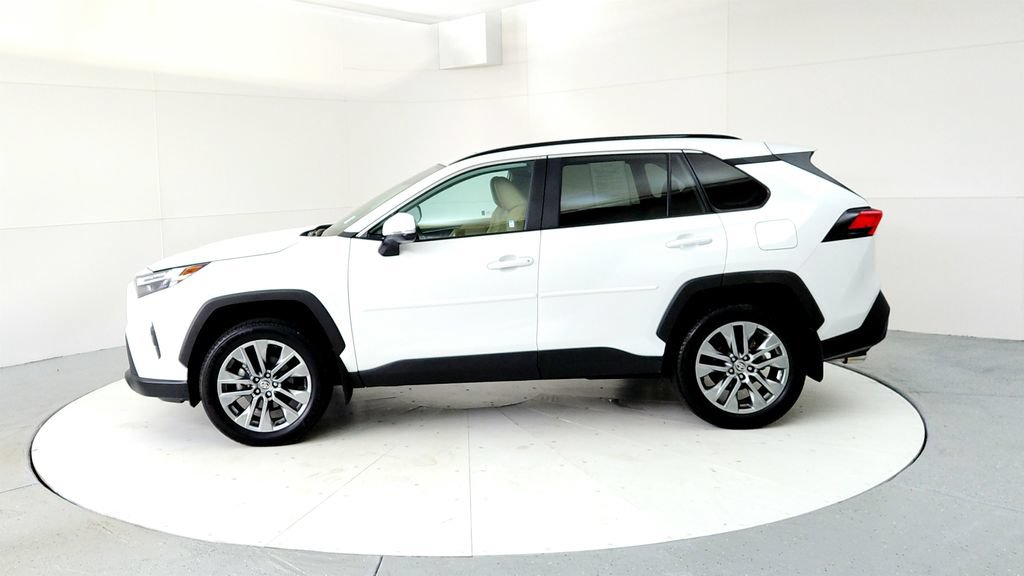 Used 2024 Toyota RAV4 XLE Premium w/ Weather Package AWD/4WD image 3