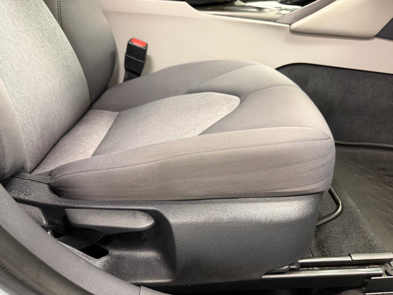 Used 2023 Toyota Camry LE FWD image 14
