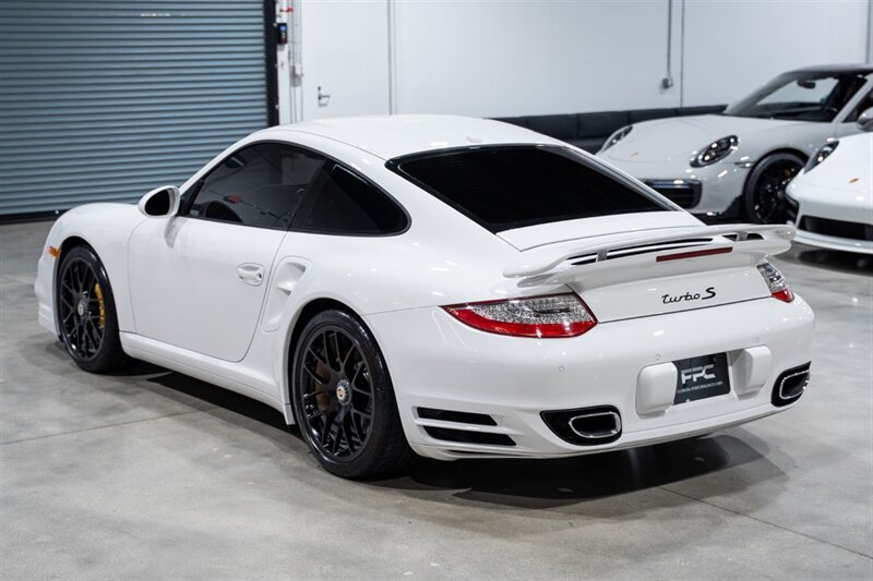 Used 2013 Porsche 911 Turbo S AWD/4WD image 4