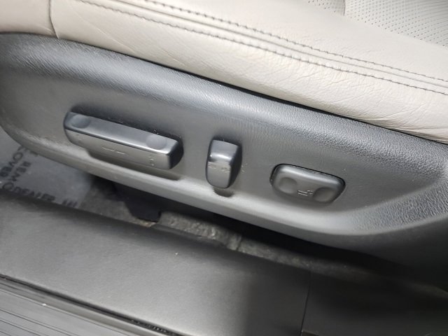 Used 2015 Honda CR-V Touring image 24