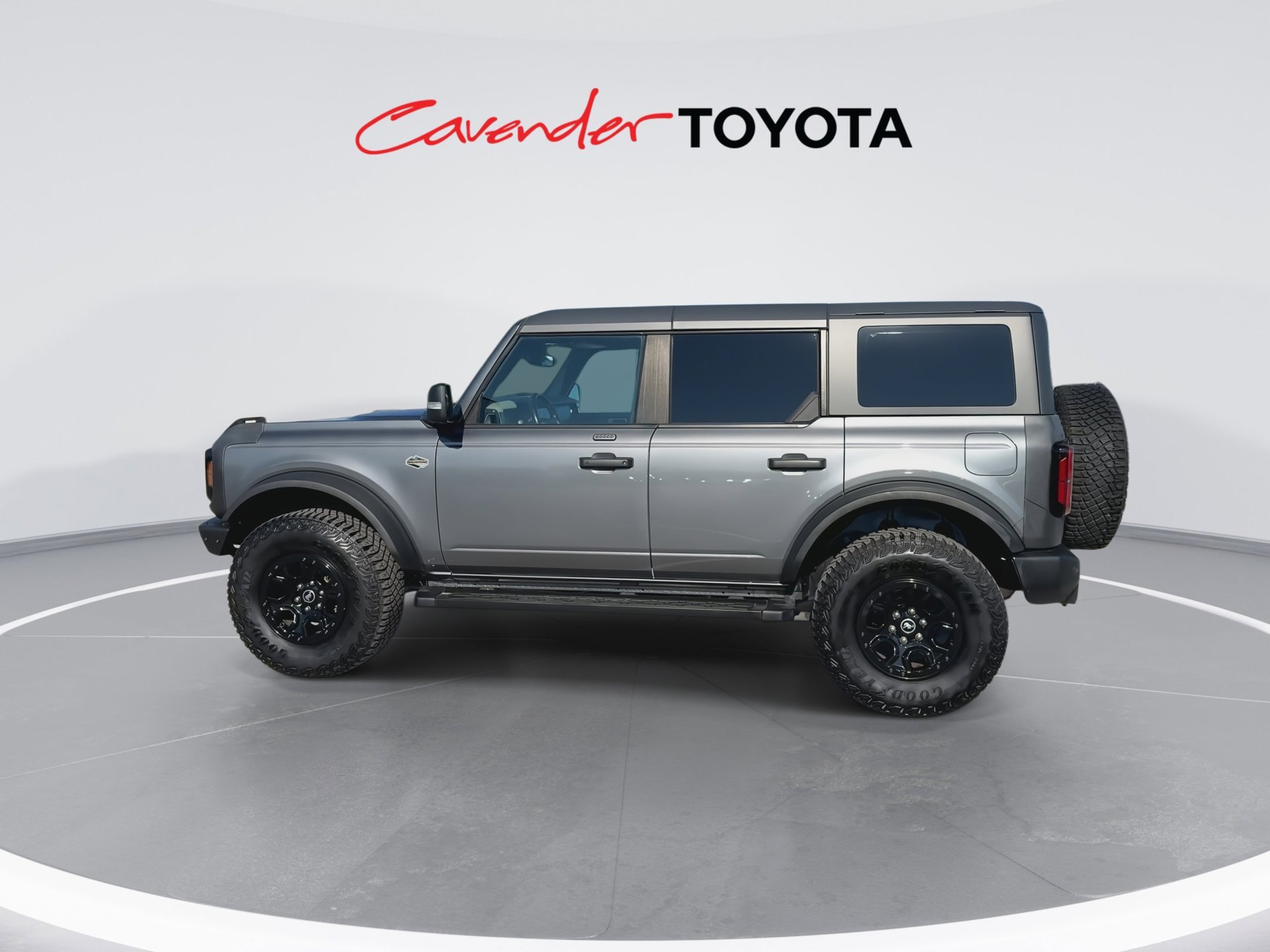 Used 2022 Ford Bronco Wildtrak AWD/4WD image 5