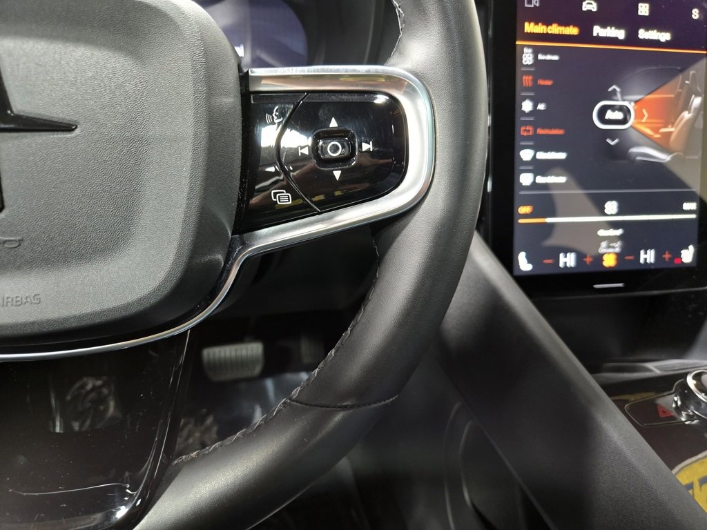 Used 2022 Polestar Polestar 2 w/ Performance Package image 16