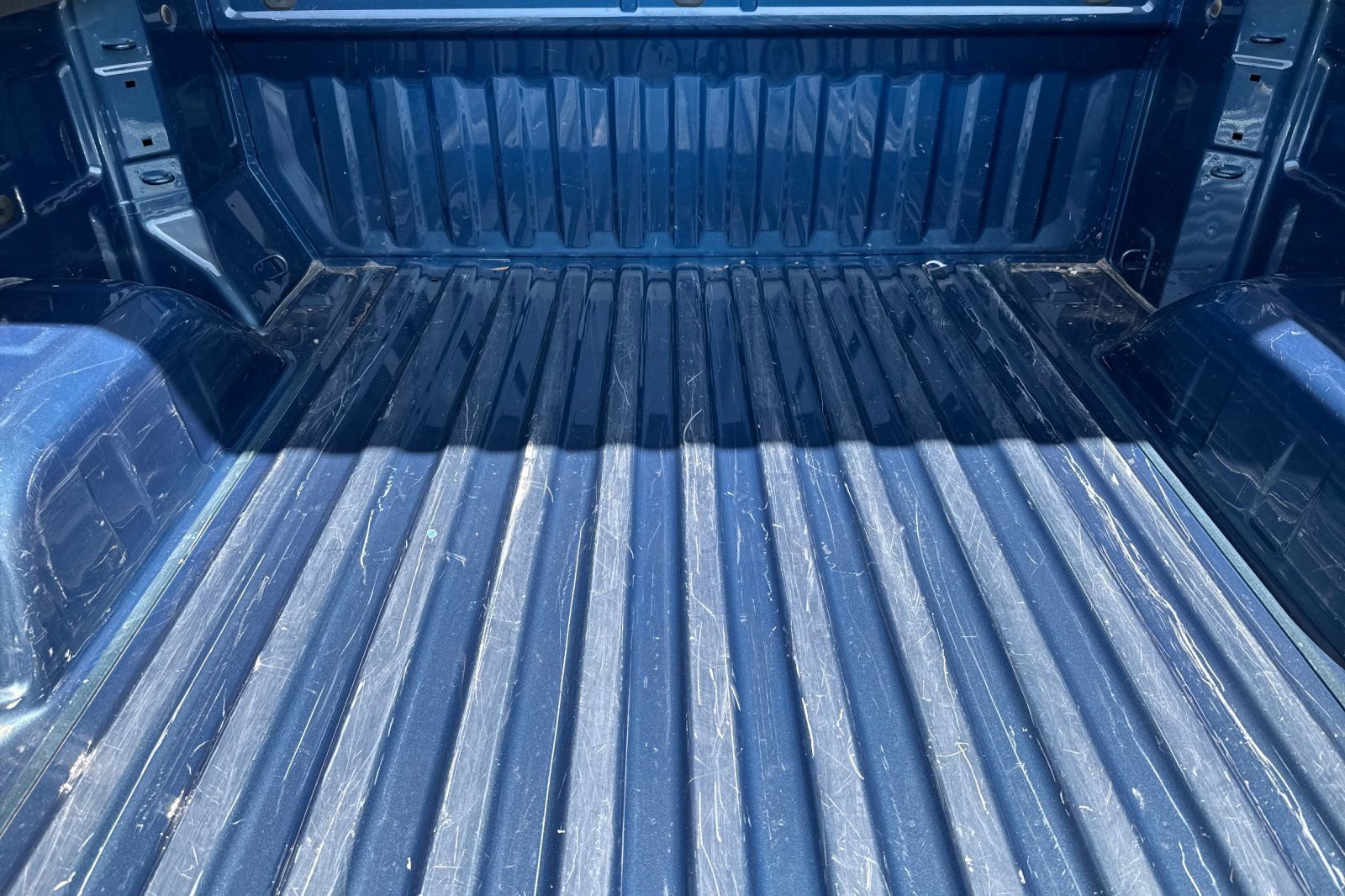 Used 2024 GMC Sierra 1500 SLT RWD image 16