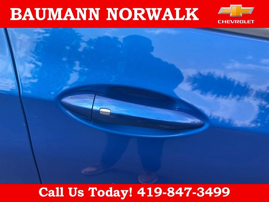 Used 2019 Chevrolet Cruze LT w/ Convenience Package FWD image 40