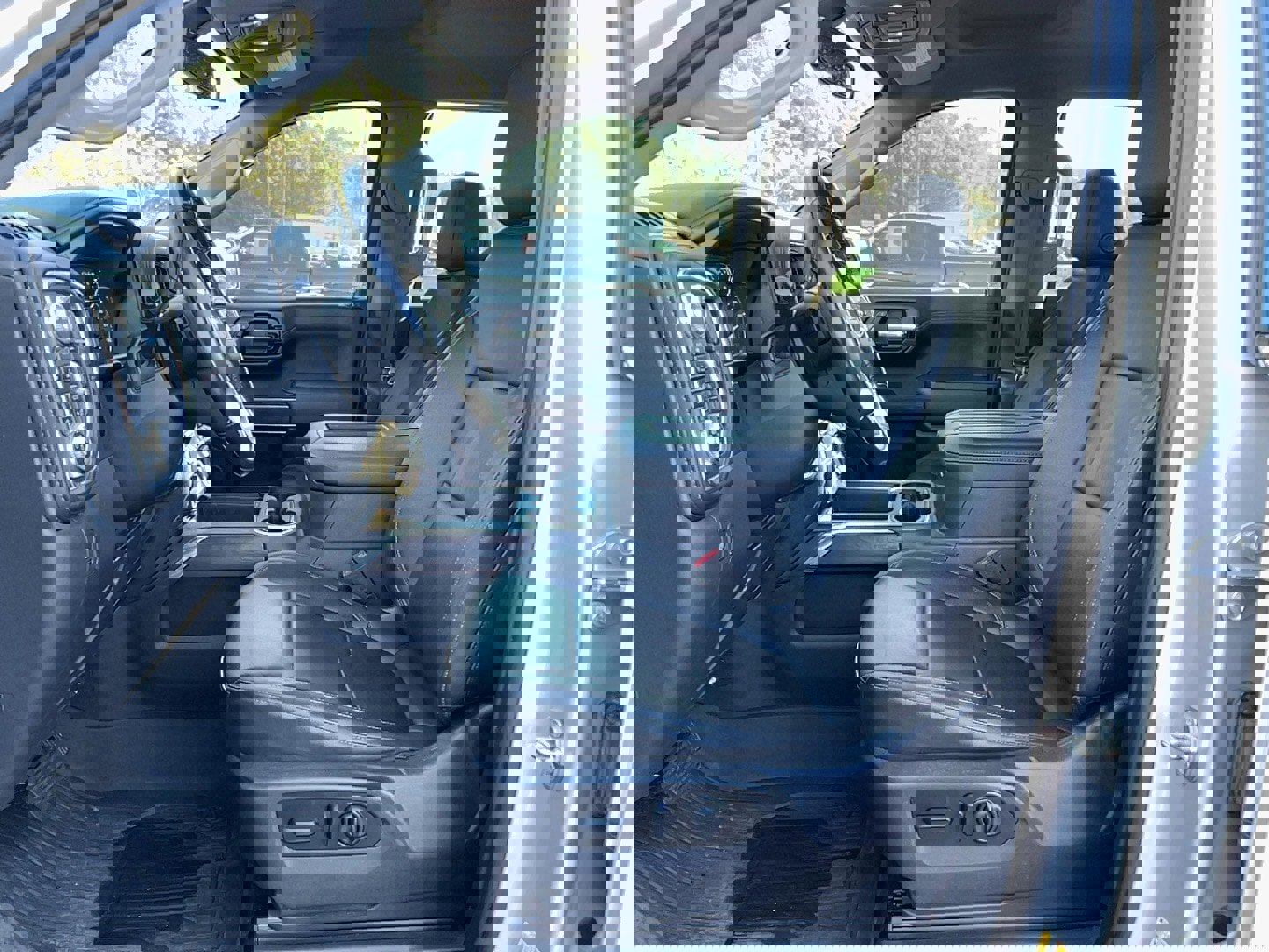 Used 2021 GMC Sierra 1500 SLT w/ SLT Premium Package image 14