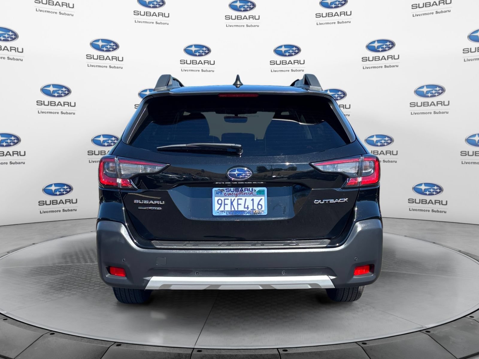 Used 2023 Subaru Outback Limited w/ Popular Package #2 AWD/4WD image 4