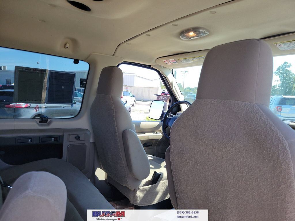 Used 2009 Ford E-350 and Econoline 350 XLT RWD image 8