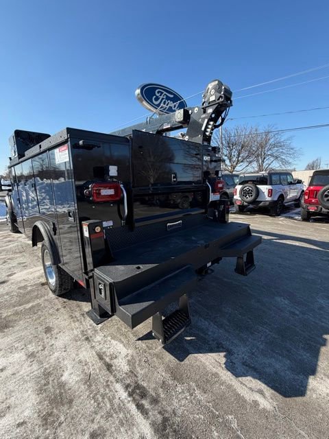 New 2026 Ford F550 4x4 Supercab Super Duty w/ XLT Value Package image 21